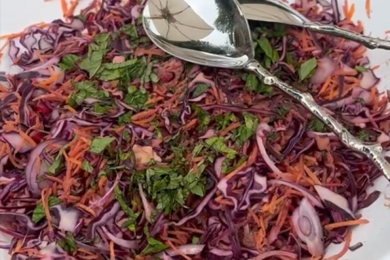 Red Cabbage & Pomegranate Slaw